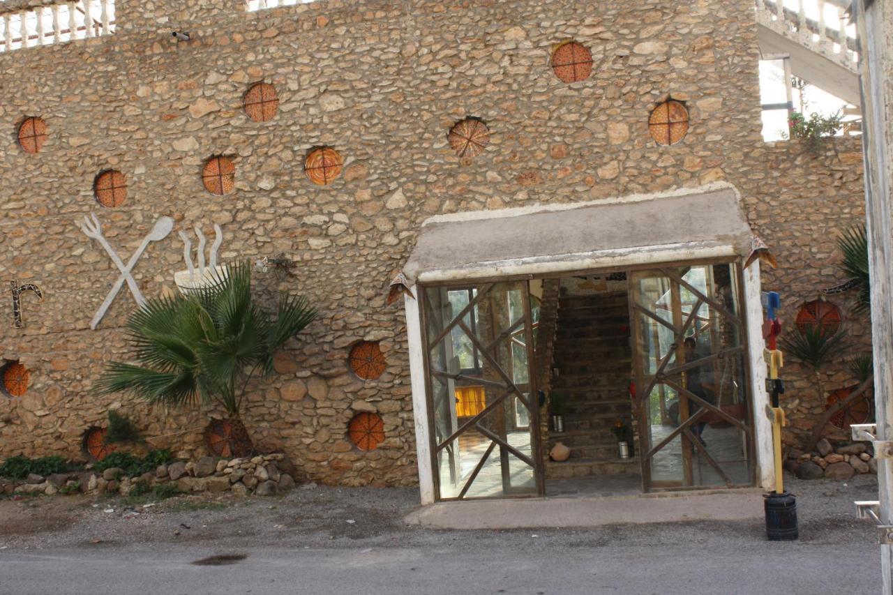 Hotel Leonor Beni Chiker Luaran gambar