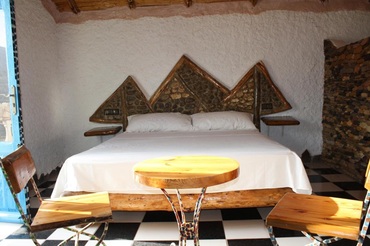 Hotel Leonor Beni Chiker Luaran gambar