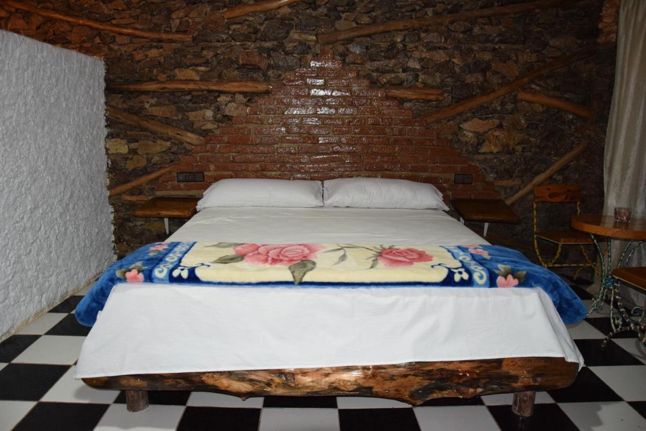 Hotel Leonor Beni Chiker Luaran gambar